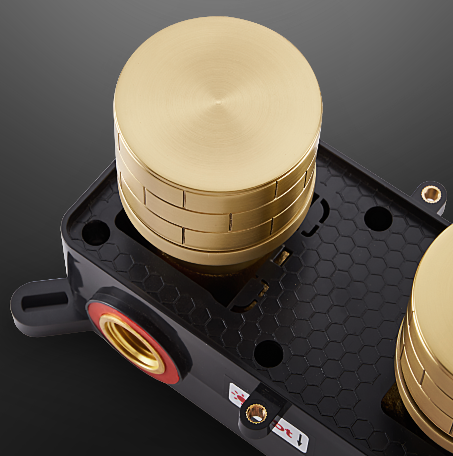 Poignée Baignoire Dorée