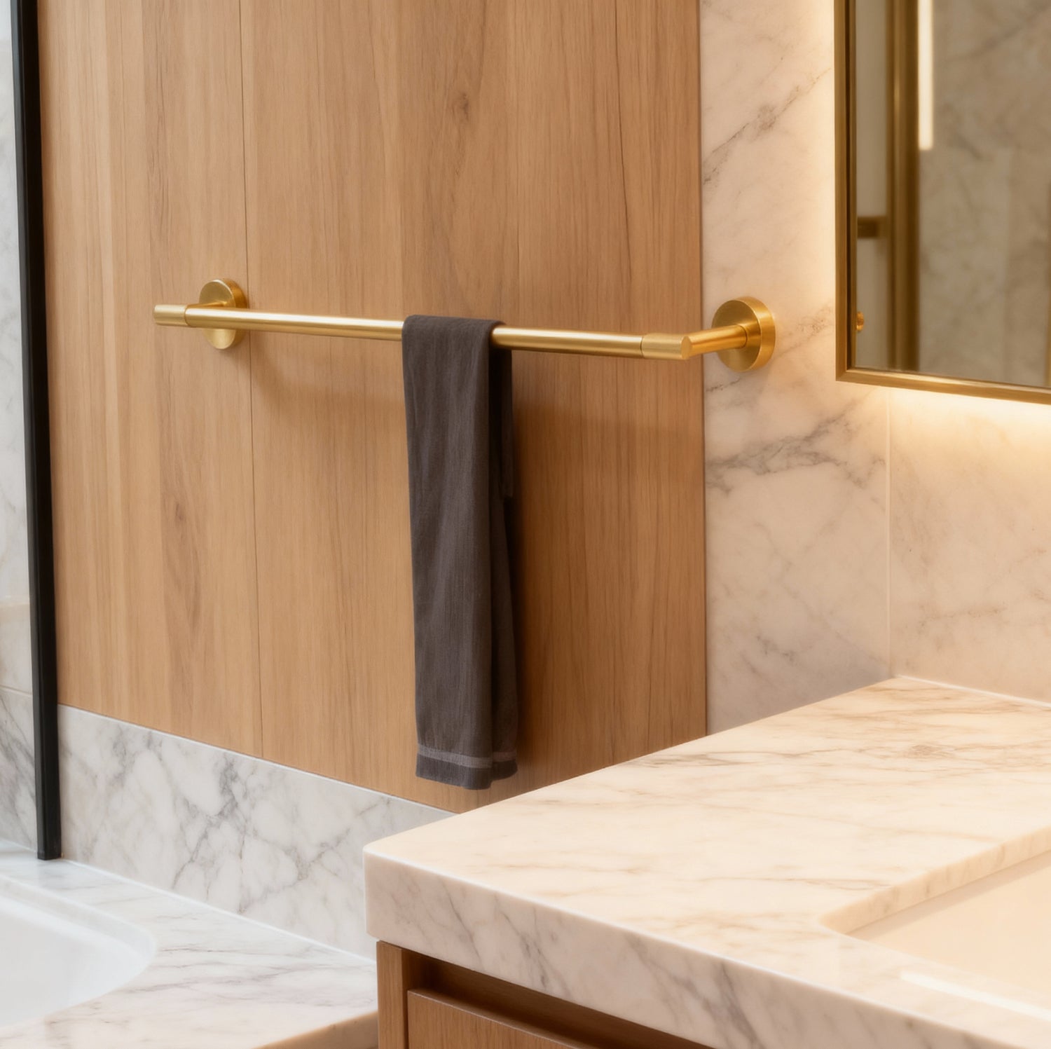 Serviettenhalter aus gebürstetem Gold mit Rippenmuster