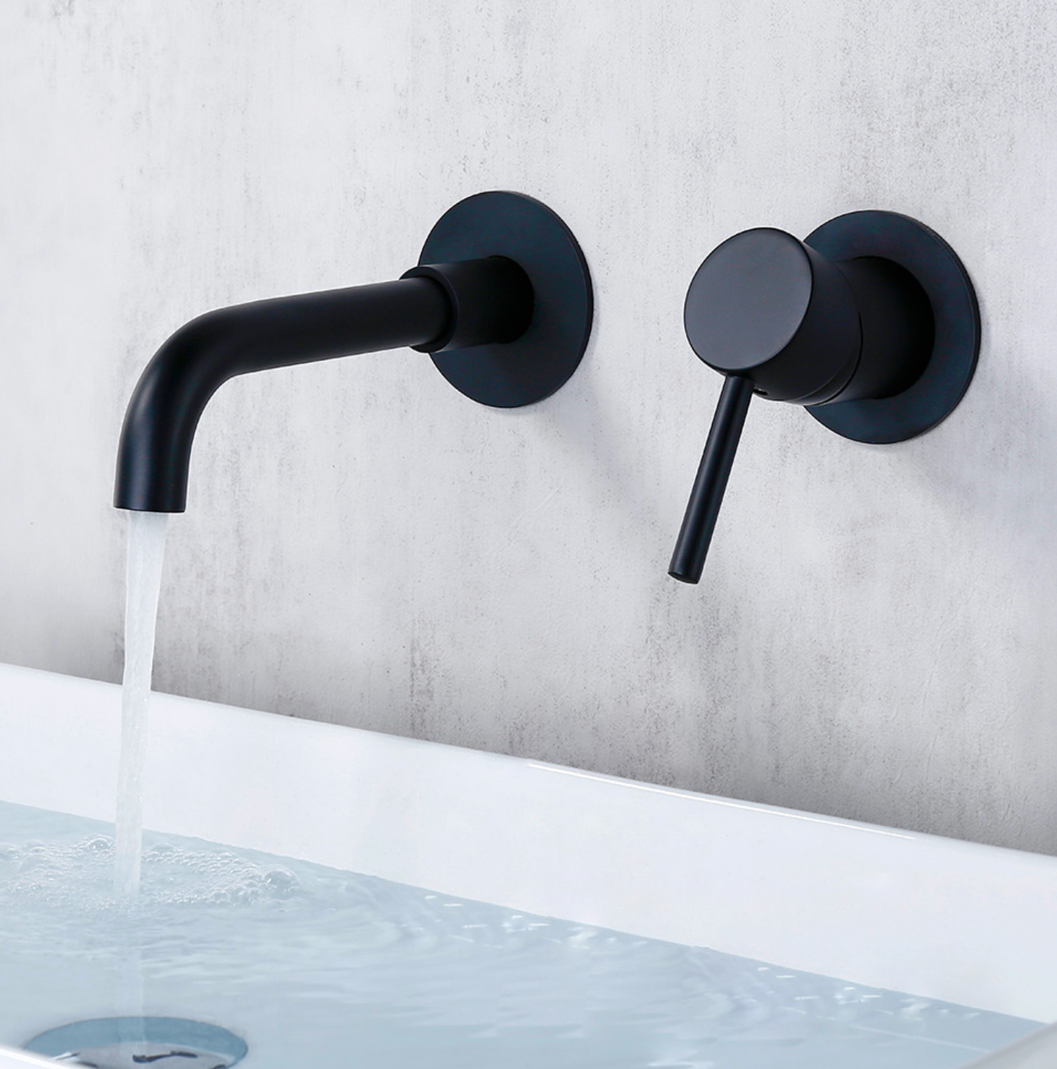 Mitigeur salle de bain encastré noir mat.