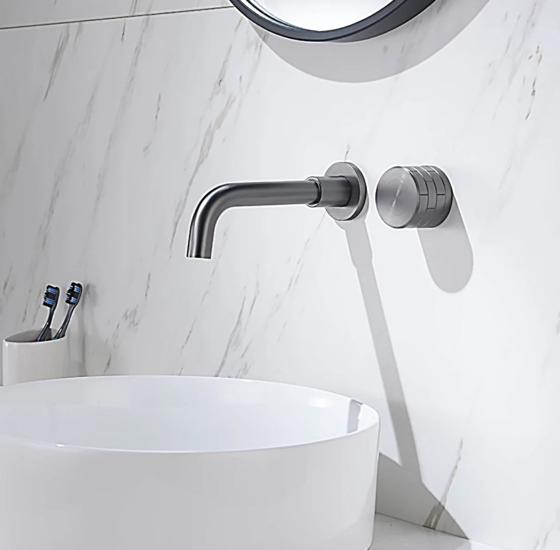 Mitigeur salle de bain encastré gris brossé