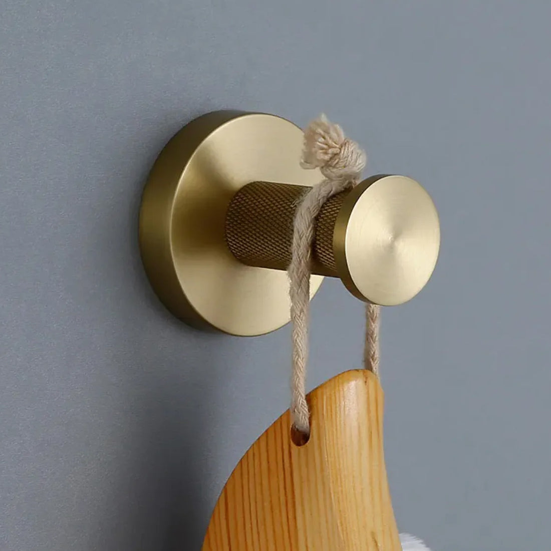 Serviettenhalter aus gebürstetem Gold mit Rippenmuster